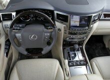 2015-Lexus-LX-570-interior